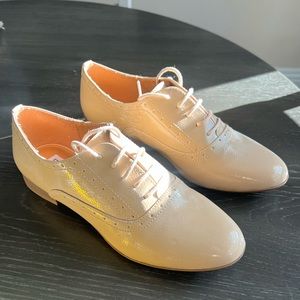 Steve Madden Nude Oxfords